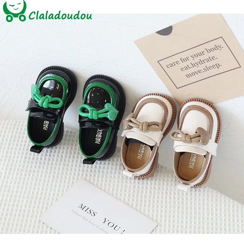 11.5-15.5cm Patent Leather Shoes For Woman,Bright Retro Square Toe Flats Walkers For Little Kids,Princess Dress Shoes For Girls
11.5-15.5cm Patent Leather Shoes For Woman,Bright Retro Square Toe Flats Walkers For Little Kids,Princess Dress Shoes For Girls