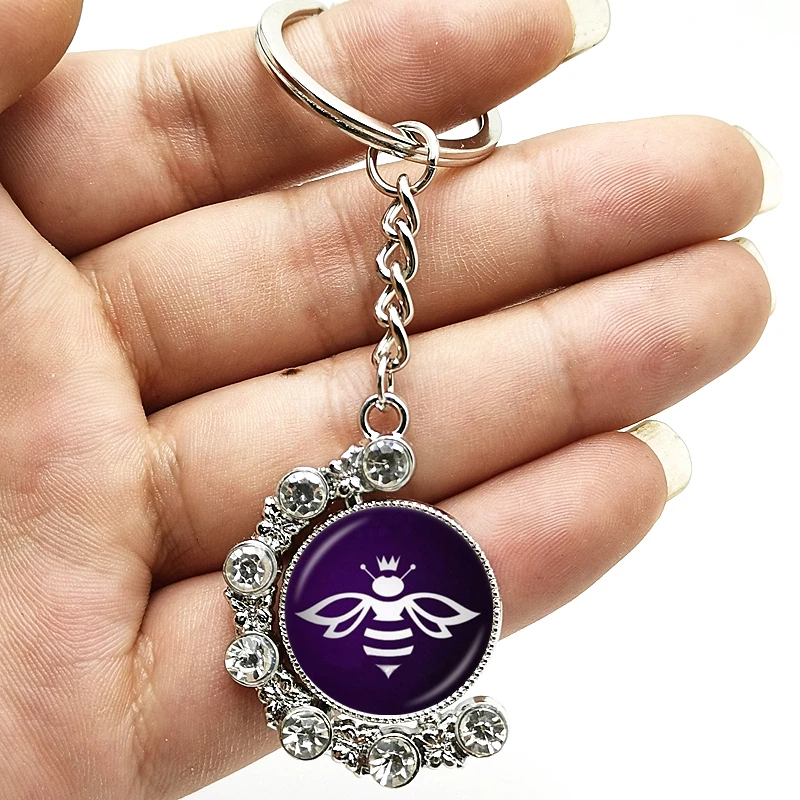 2020 New Fashion Personality Cute Little Bee Double-sided Rotating Crystal Pendant Key Ring Glass Convex Round Key Chain Gift
2020 New Fashion Personality Cute Little Bee Double-sided Rotating Crystal Pendant Key Ring Glass Convex Round Key Chain Gift