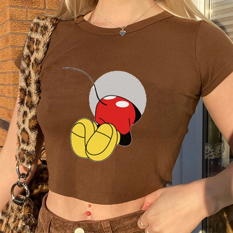 Женская футболка с изображением Микки Мауса, коричневого цвета
Женская футболка с изображением Микки Мауса, коричневого цвета