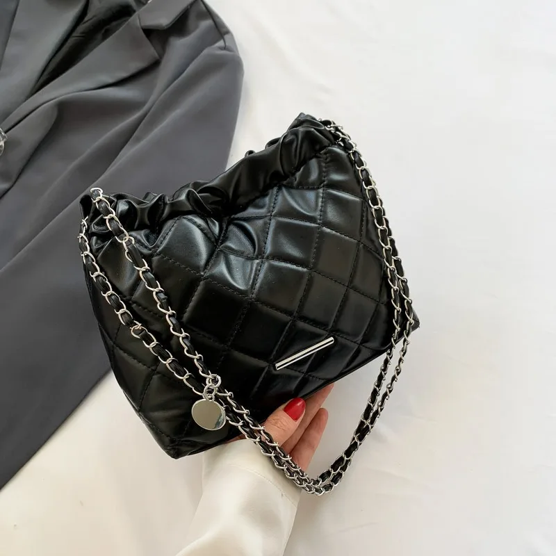 

New Korean Trend Bucket Bag Soft Pu Leather Rhombus Embroidery Thread Large Capacity Shoulder Bag Fashion Versatile Bag Female