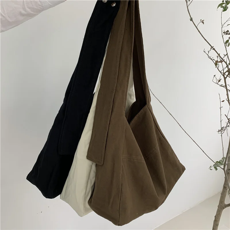 Холщовая сумка-хобо через плечо для женщин, Однолямочный вместительный Повседневный ранец с одной лямкой через плечо в стиле ретро
Холщовая сумка-хобо через плечо для женщин, Однолямочный вместительный Повседневный ранец с одной лямкой через плечо в стиле ретро