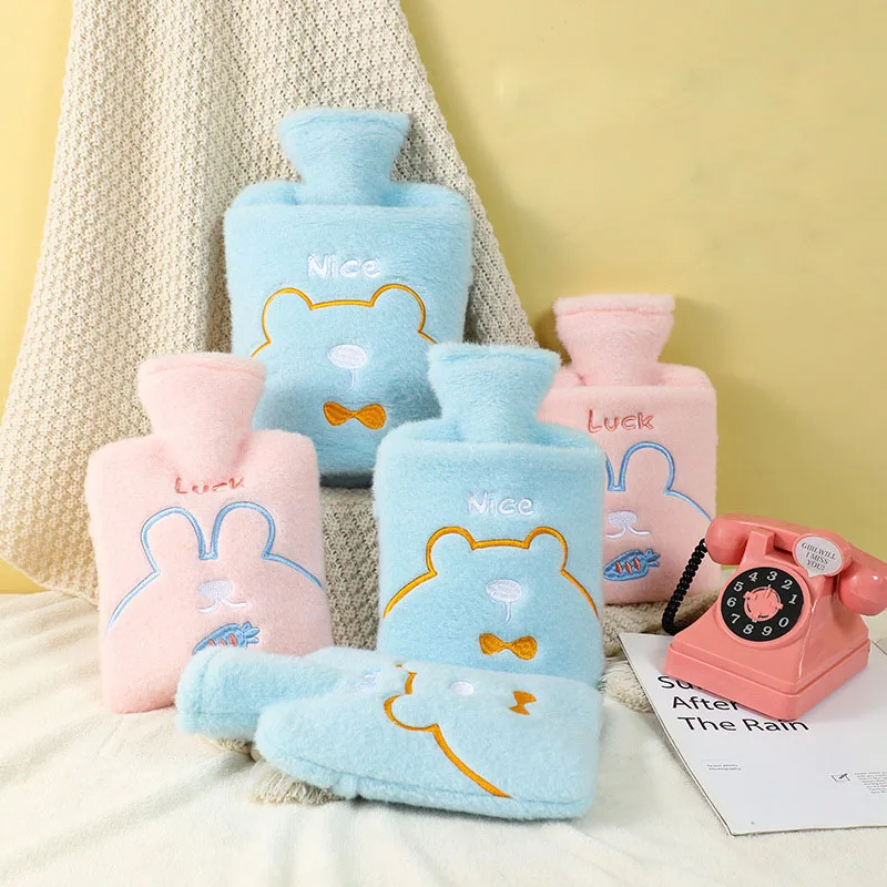 Portable Cartoon For PVC Winter Hand Warmer Hot Water Bag Hand And Foot Warmer Hot Water Filling Bag 1000ml /1500ml /2000ml
Portable Cartoon For PVC Winter Hand Warmer Hot Water Bag Hand And Foot Warmer Hot Water Filling Bag 1000ml /1500ml /2000ml