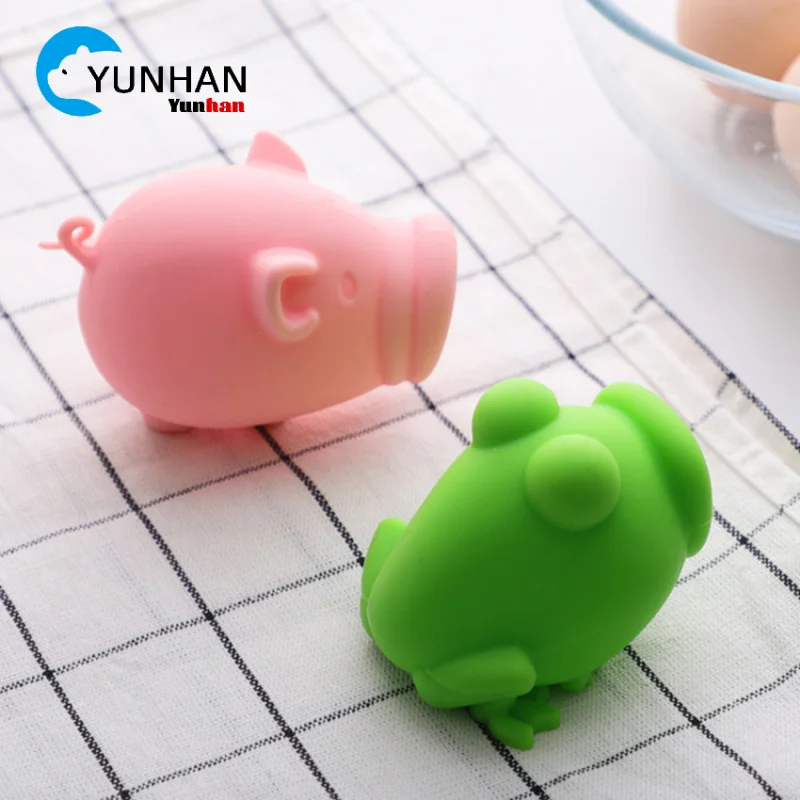 

Useful Silicone Egg Dividers Creative Cute Pig Frog Eggs Extractor Separator Kitchen Accessories Yolk Divider Bake Tools Gadgets