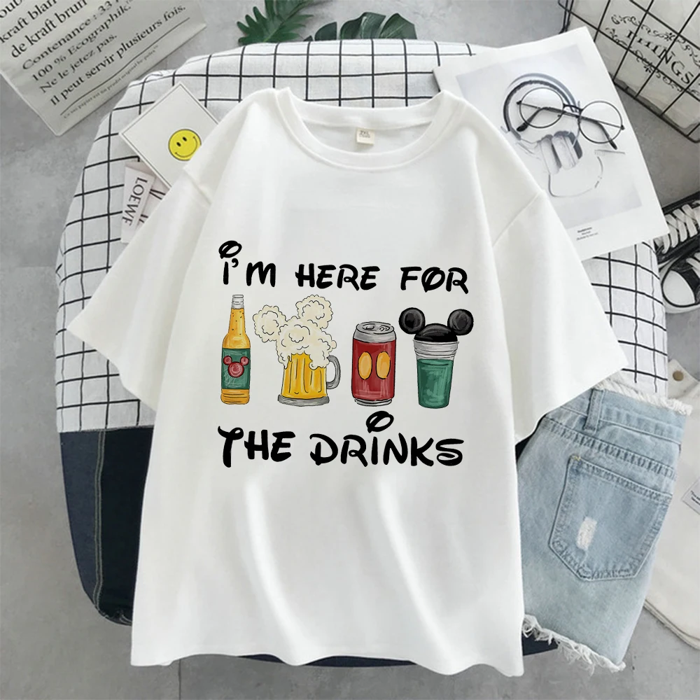 Летняя хит продаж, белая женская футболка с изображением диснеевских напитков, я здесь для напитков, Прямая поставка, женская футболка с кру...
Летняя хит продаж, белая женская футболка с изображением диснеевских напитков, я здесь для напитков, Прямая поставка, женская футболка с кру...