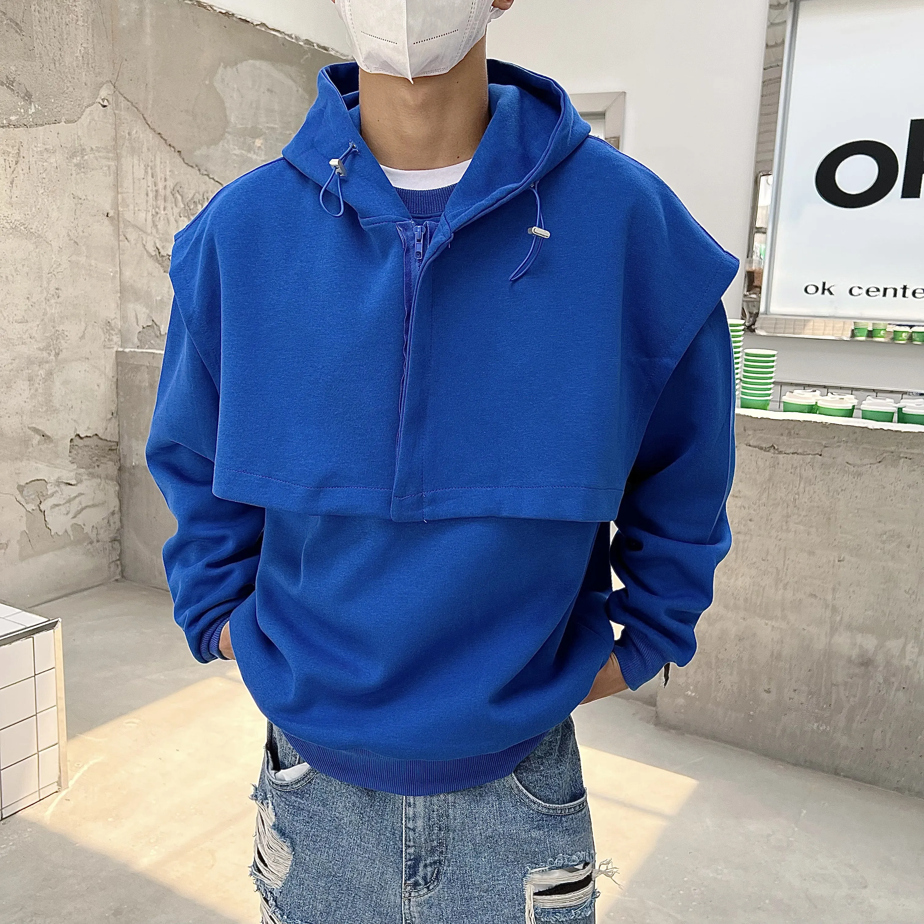 ZCSMLL Autumn Niche High-end Solid Color Sweatshirts Behind The Letter Zipper Two-piece Detachable Hooded Tops Men
ZCSMLL Autumn Niche High-end Solid Color Sweatshirts Behind The Letter Zipper Two-piece Detachable Hooded Tops Men