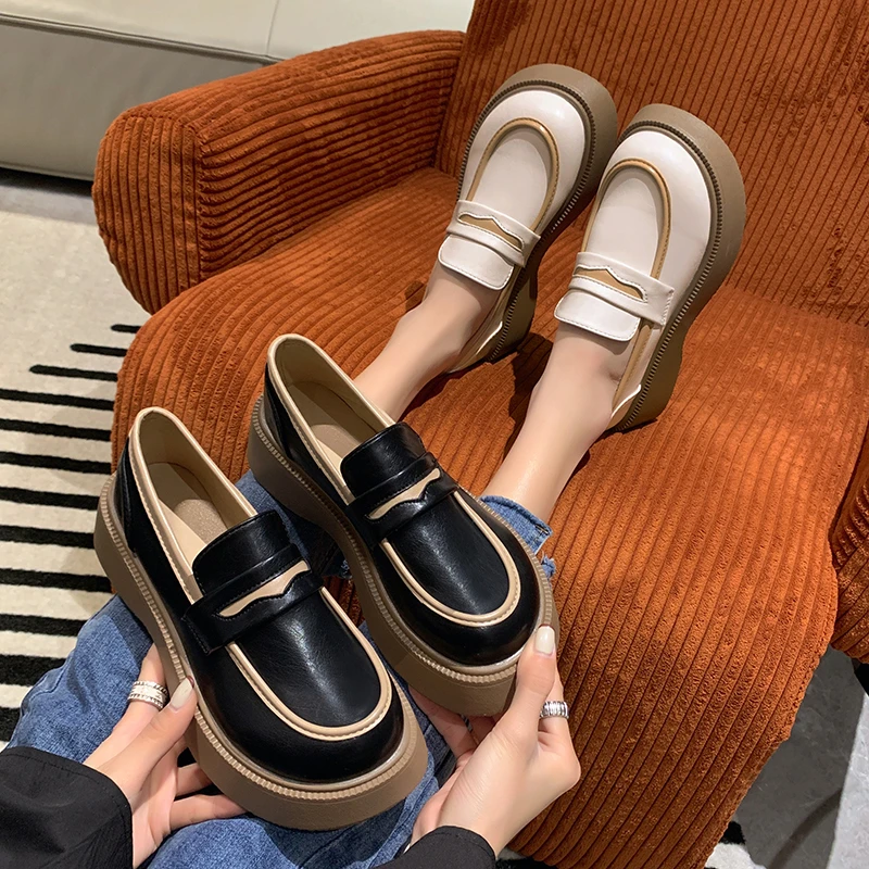 Women Loafers 2022 New British Leatheret Moccasins Ladies Lug Sole Platform Flat Shoes Casual Slip-on Chaussure Femme
Women Loafers 2022 New British Leatheret Moccasins Ladies Lug Sole Platform Flat Shoes Casual Slip-on Chaussure Femme