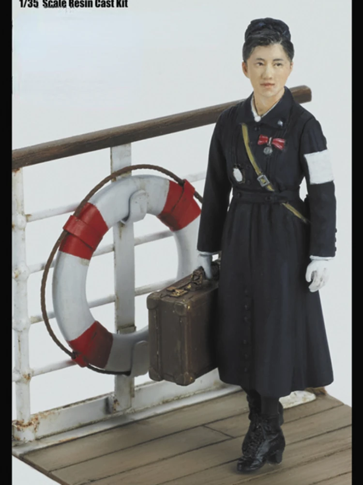 1/35 Scale Resin Figure Model Kit WWII World War II Civilians Women's Single without Scenes Unassembled Unpainted DIY Toys
1/35 Scale Resin Figure Model Kit WWII World War II Civilians Women's Single without Scenes Unassembled Unpainted DIY Toys