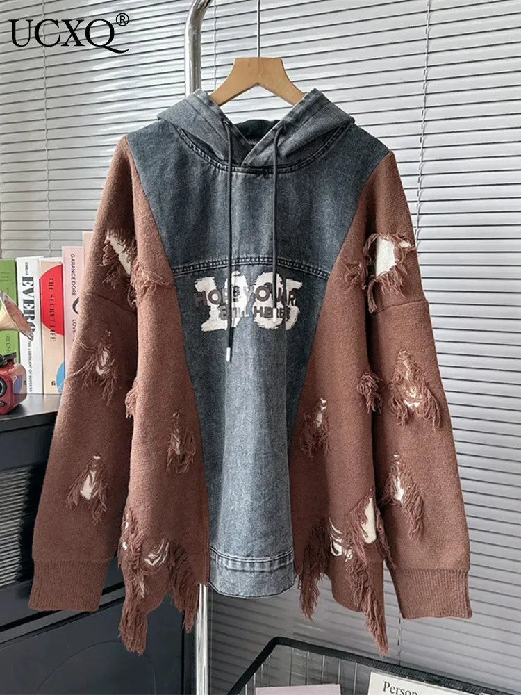 UCXQ Fake 2 Piece Denim Spliced Sweater Women Hole Tassel Letter Print Hooded Pullover Knit Top 2023 Autumn Winter New 16U5258
UCXQ Fake 2 Piece Denim Spliced Sweater Women Hole Tassel Letter Print Hooded Pullover Knit Top 2023 Autumn Winter New 16U5258
