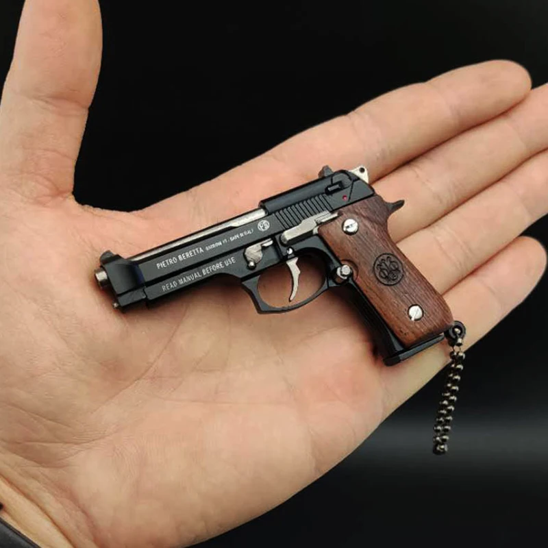 2023 High Quality Metal Pistol Gun Miniature Model Alloy Empire 1:3 Glock Shell Ejection Keychain Model Ornament
2023 High Quality Metal Pistol Gun Miniature Model Alloy Empire 1:3 Glock Shell Ejection Keychain Model Ornament