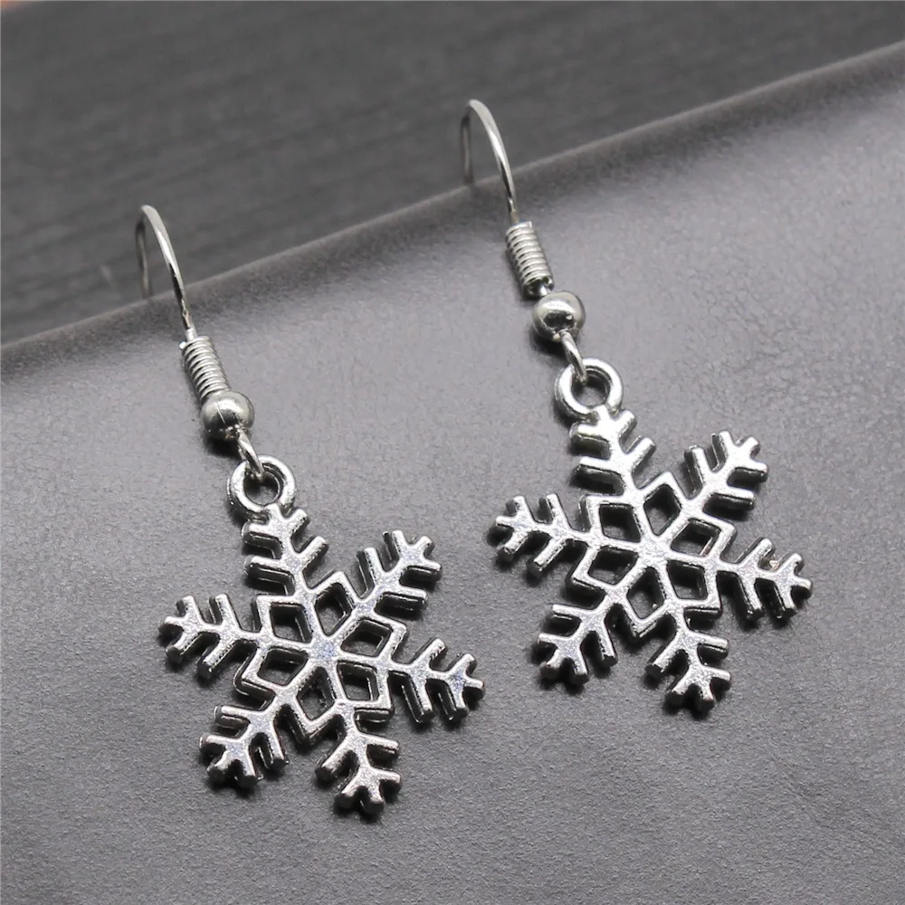 Antique Silver Color Snowflake Pendant Earrings Fashion Handmade Simple Design Women Vintage Drop Earrings
Antique Silver Color Snowflake Pendant Earrings Fashion Handmade Simple Design Women Vintage Drop Earrings