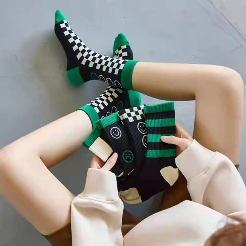 5Pairs Vintage Women's High Tube Korean And Japanese Striped Checkerboard Green Smiley Stockings Couple Pile Socks TJ3173
5Pairs Vintage Women's High Tube Korean And Japanese Striped Checkerboard Green Smiley Stockings Couple Pile Socks TJ3173