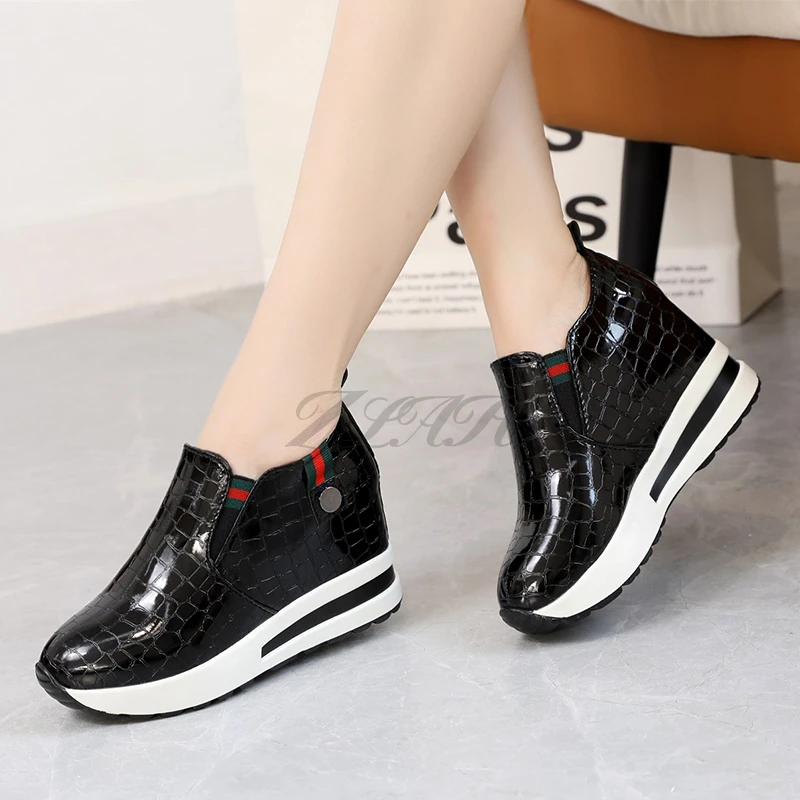 New High Heels Women's Casual Shoes Women's Sneakers Thick-soled Wedge Shoes High-heeled Shoes Women's Shoes
New High Heels Women's Casual Shoes Women's Sneakers Thick-soled Wedge Shoes High-heeled Shoes Women's Shoes