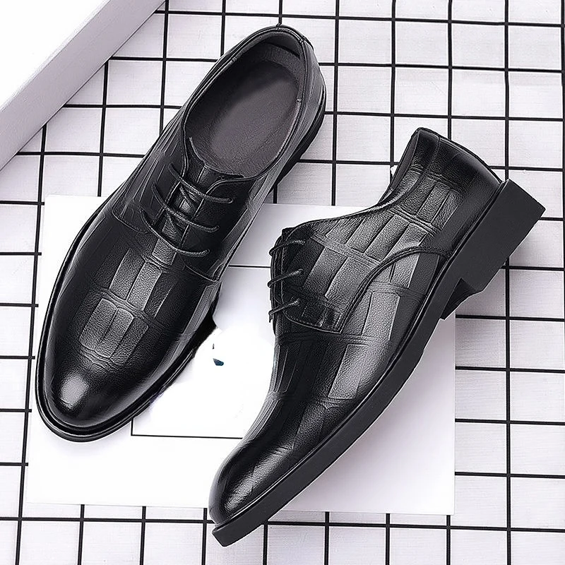 Men Leather Formal Shoes Lace Up dress shoes Oxfords Fashion Retro Shoes Elegant work Footwear BusinessSize 38-45
Men Leather Formal Shoes Lace Up dress shoes Oxfords Fashion Retro Shoes Elegant work Footwear BusinessSize 38-45