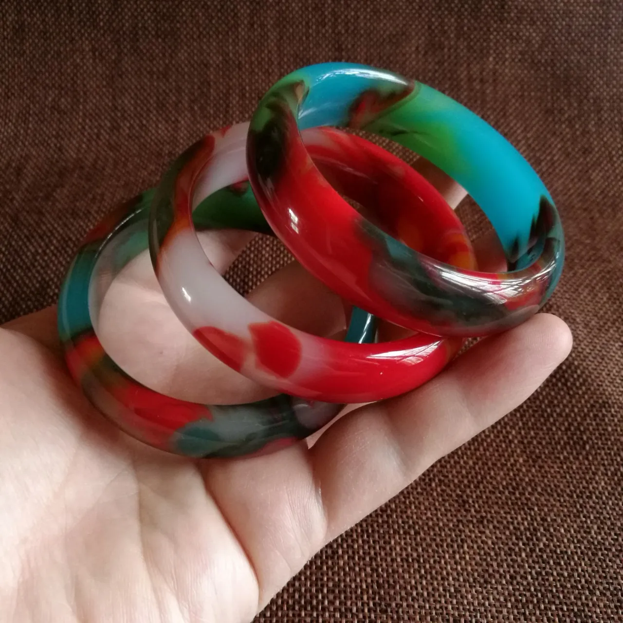 Natural Color Jade Bangle Bracelet Hand-Carved Fine Charm Jewelry Fashion Accessories Lady Round Bangle for Women Men Bracelets
Natural Color Jade Bangle Bracelet Hand-Carved Fine Charm Jewelry Fashion Accessories Lady Round Bangle for Women Men Bracelets