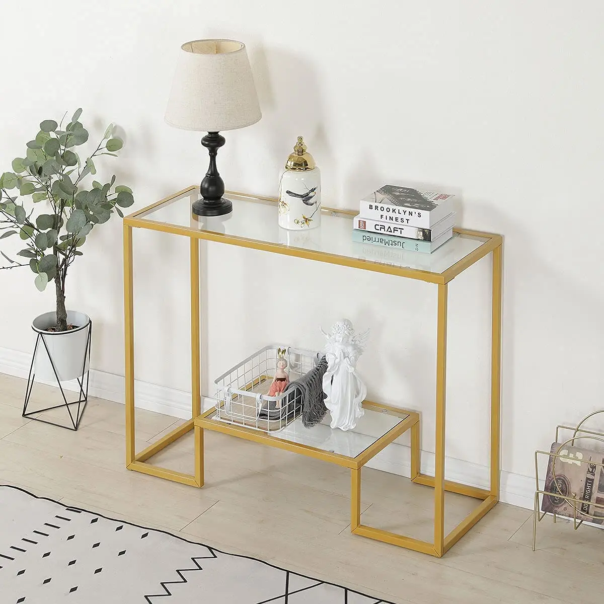 Console Table Modern Luxury Gold Metal Tempered Glass Top Mirrored Mesas de Entrance Entry Entryway Hallway Table Console Tables
Console Table Modern Luxury Gold Metal Tempered Glass Top Mirrored Mesas de Entrance Entry Entryway Hallway Table Console Tables