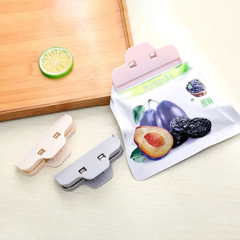Household Bag Clips Kitchen Storage Food Snack Seal Sealing Bag Clip for Packages Kitchen Food Fresh Keeping Food Package Sealer
Household Bag Clips Kitchen Storage Food Snack Seal Sealing Bag Clip for Packages Kitchen Food Fresh Keeping Food Package Sealer