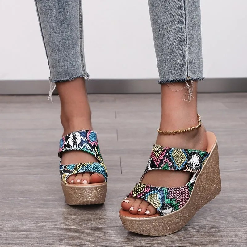 Women Slippers Summer Fashion Sexy Snake Print Wedge Casual Sandals Open Toe Breathable Thick Sole Beach Shoes Wedges Slippers
Women Slippers Summer Fashion Sexy Snake Print Wedge Casual Sandals Open Toe Breathable Thick Sole Beach Shoes Wedges Slippers