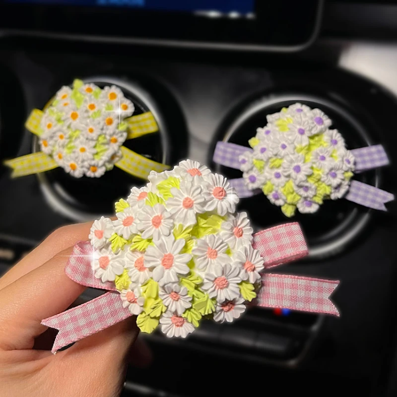 Car aromatherapy net red flower car air conditioner air outlet ornaments perfume fragrance extender car decorative supplies
Car aromatherapy net red flower car air conditioner air outlet ornaments perfume fragrance extender car decorative supplies