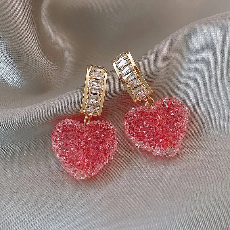 2022 New Trendy Lovely Pink Fresh Fruit Peach Heart Dangle Earrings for Women Sweet Crystal Jewelry Girl Gift Summer Accessories
2022 New Trendy Lovely Pink Fresh Fruit Peach Heart Dangle Earrings for Women Sweet Crystal Jewelry Girl Gift Summer Accessories