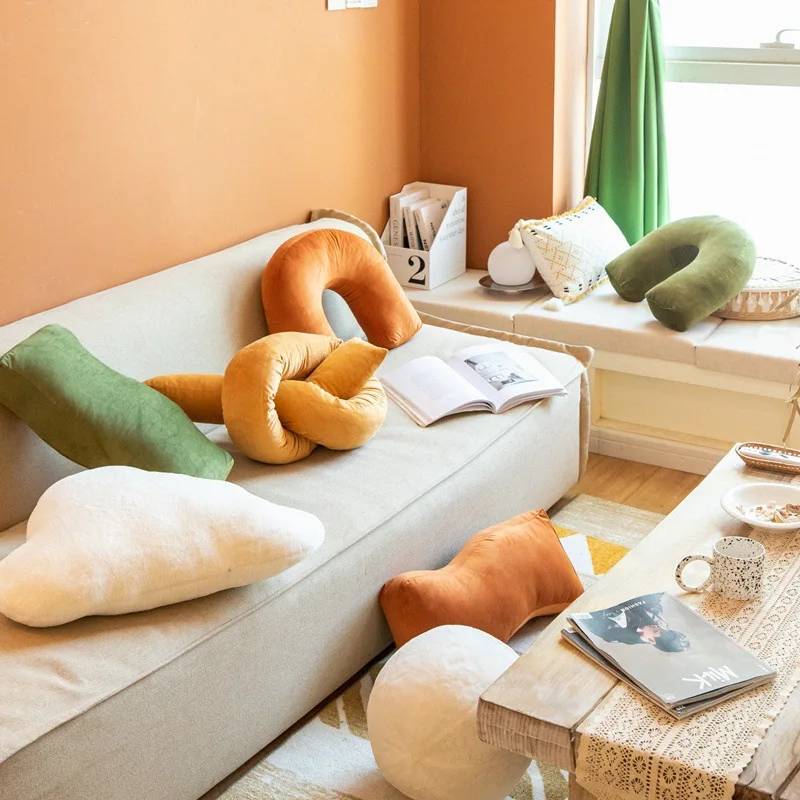 Agem Nordic Plush Irregular Sofa Cushion Room Home Decoration Lumbar Travel Car Pillow Backrest Desk Chair Sofa Bedding Cushion
Agem Nordic Plush Irregular Sofa Cushion Room Home Decoration Lumbar Travel Car Pillow Backrest Desk Chair Sofa Bedding Cushion