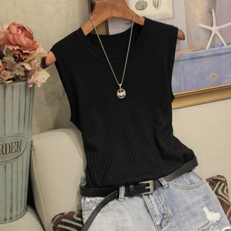 Knitted Women's Blouse Shirt Solid Tank Sleeveless Casual Fashion Woman Blouses 2022 O-neck Summer Blouses and Shirts Top Female
Knitted Women's Blouse Shirt Solid Tank Sleeveless Casual Fashion Woman Blouses 2022 O-neck Summer Blouses and Shirts Top Female