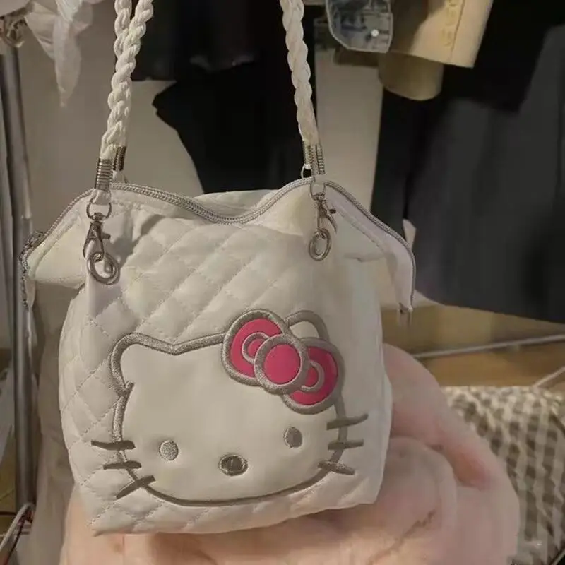 Kawaii Sanrio, сумки Hello Kitty, симпатичная мультяшная сумка KT Cat для девочек, модная сумка через плечо Y2K Наклонная Сумка через плечо, праздничные под...
Kawaii Sanrio, сумки Hello Kitty, симпатичная мультяшная сумка KT Cat для девочек, модная сумка через плечо Y2K Наклонная Сумка через плечо, праздничные под...