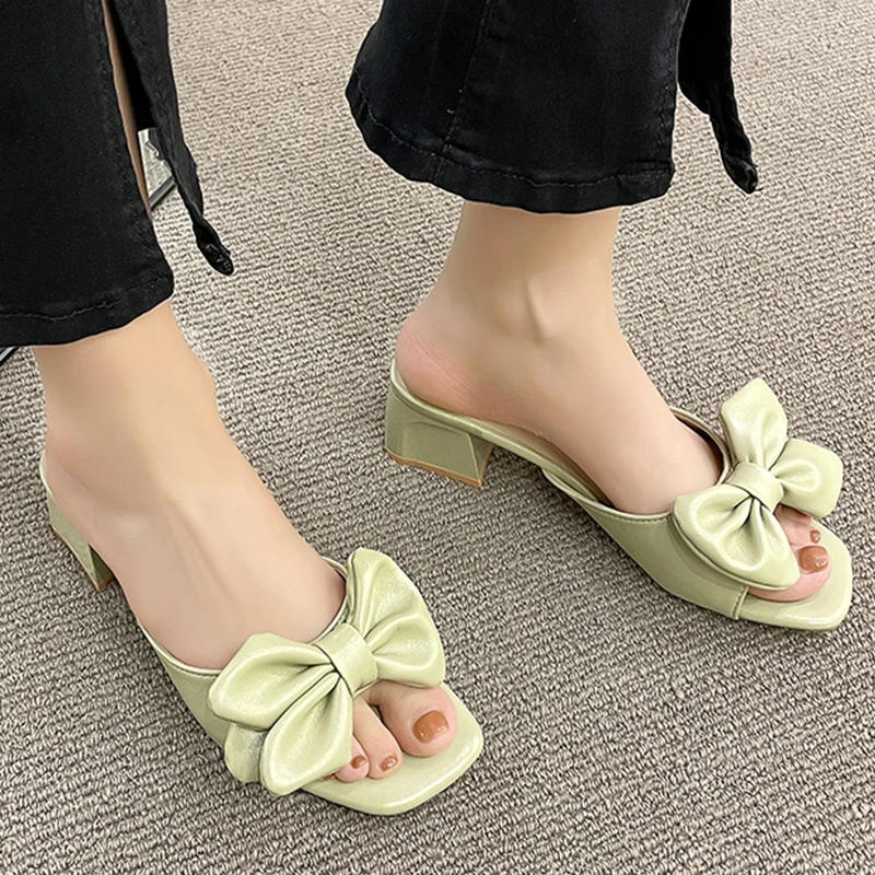 Women Sweet Bow Square Toe Slippers Brand Shoes 2022 New Trends Party Dress Walking Sandals Fad Chunky Flip Flops Slides Women
Women Sweet Bow Square Toe Slippers Brand Shoes 2022 New Trends Party Dress Walking Sandals Fad Chunky Flip Flops Slides Women