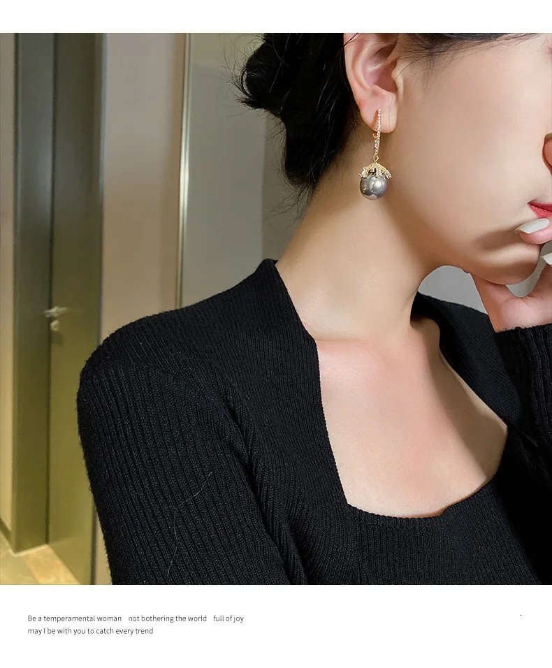 New Design Zircon Two Colors Pearl Earrings For Women Party Girl Pearl Dangle Earrings Luxury Wholesale Jewelry
New Design Zircon Two Colors Pearl Earrings For Women Party Girl Pearl Dangle Earrings Luxury Wholesale Jewelry