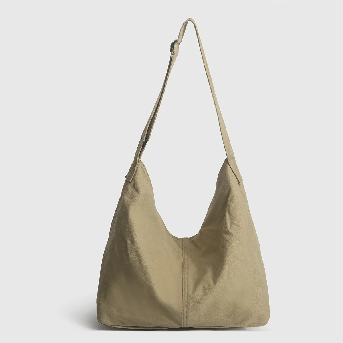 Large capacity messenger bag Japanese solid canvas bag shoulder bag Casual Travel Bag Tote Bag
Large capacity messenger bag Japanese solid canvas bag shoulder bag Casual Travel Bag Tote Bag