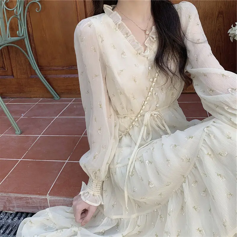 Elegant chiffon dresses for women French casual Long Sleeve floral dress for women 2023 Long One Piece Korean Style beach dress
Elegant chiffon dresses for women French casual Long Sleeve floral dress for women 2023 Long One Piece Korean Style beach dress