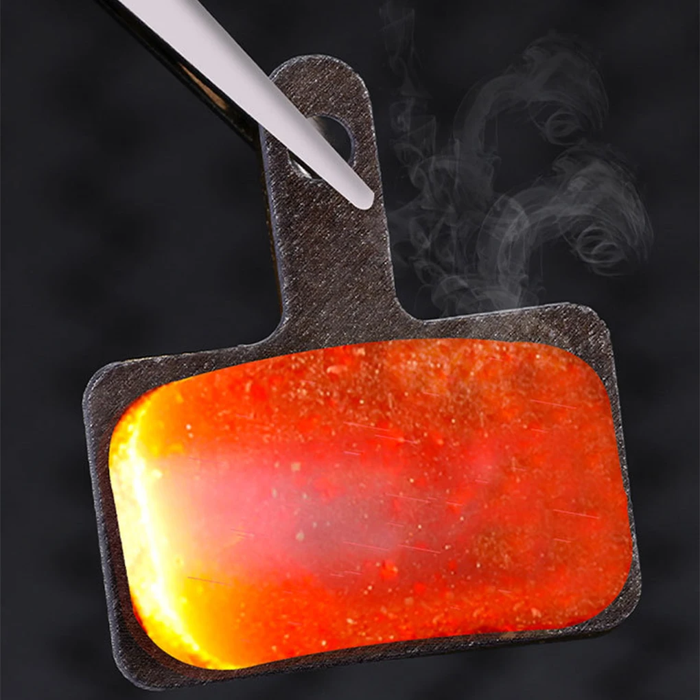 10 пар прочных дисковых тормозных колодок для широкой совместимости и точной устойчивости к коррозии 
10 пар прочных дисковых тормозных колодок для широкой совместимости и точной устойчивости к коррозии