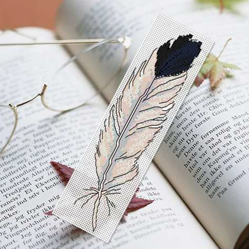BK010DIY Craft Cross Stitch Bookmark Christmas Plastic Fabric Needlework Embroidery Crafts Counted New Gifts Kit Holiday
BK010DIY Craft Cross Stitch Bookmark Christmas Plastic Fabric Needlework Embroidery Crafts Counted New Gifts Kit Holiday