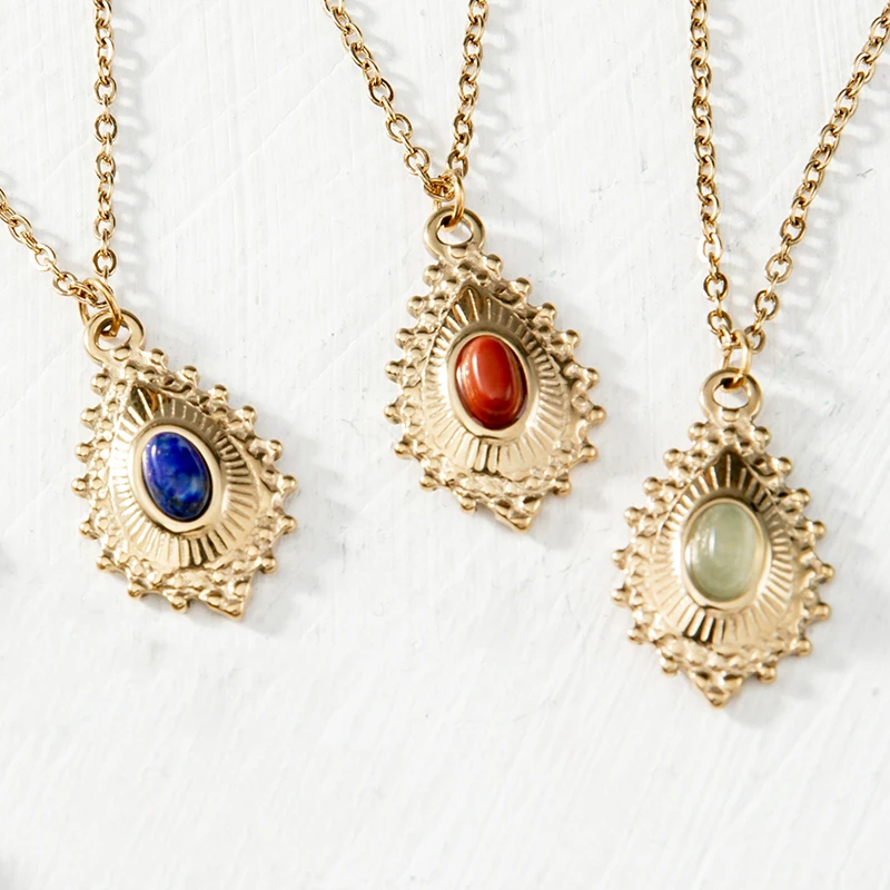 Retro Stainless Steel Necklaces for Women European and American Diamond-plated Collarbone Chain Zircon Natural Stone Necklace
Retro Stainless Steel Necklaces for Women European and American Diamond-plated Collarbone Chain Zircon Natural Stone Necklace