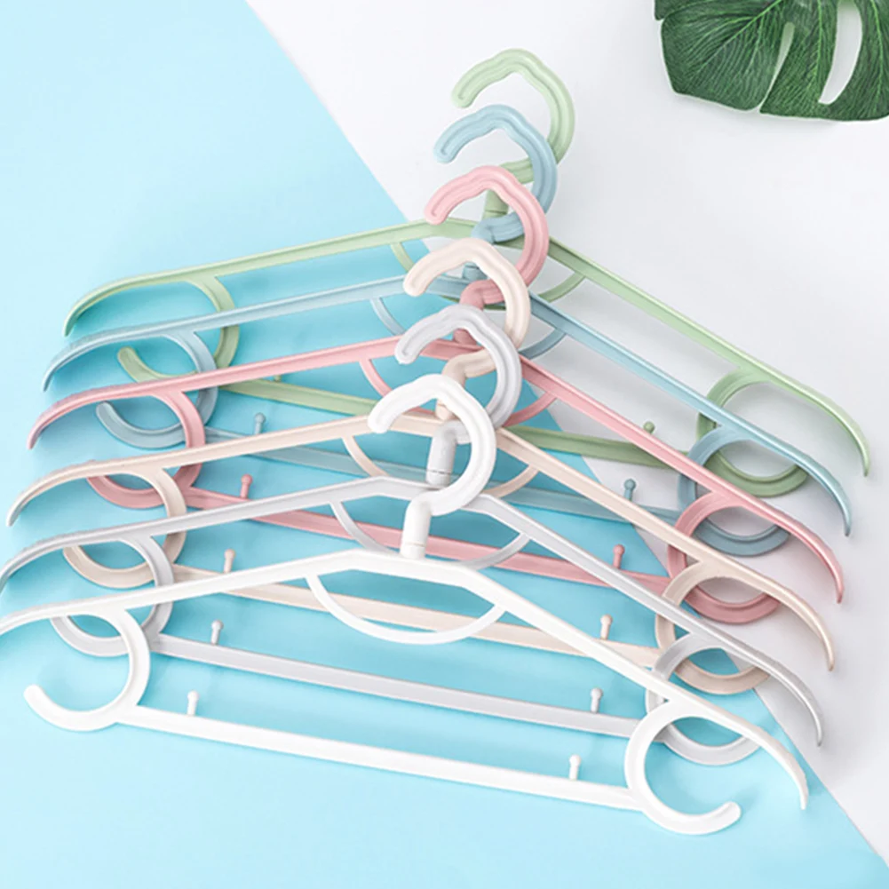Plastic Non-slip Clothes Rack High Quality Pp Material Suitable For Clothes Store Organizadores Bedroom Closets Clothes Brace
Plastic Non-slip Clothes Rack High Quality Pp Material Suitable For Clothes Store Organizadores Bedroom Closets Clothes Brace