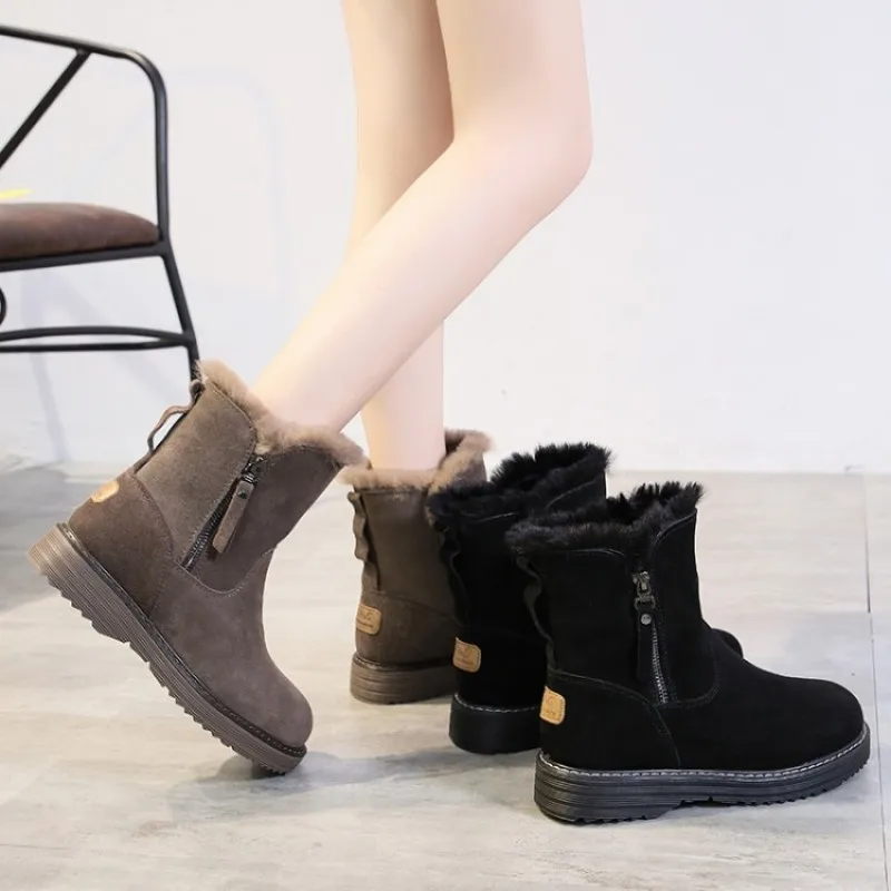 2022 Winter New Platform Snow Boots Warm Plush Women's Shoes Winter Ankle Boots Non-slip Cotton Shoes Ladies Casual Short Boots
2022 Winter New Platform Snow Boots Warm Plush Women's Shoes Winter Ankle Boots Non-slip Cotton Shoes Ladies Casual Short Boots