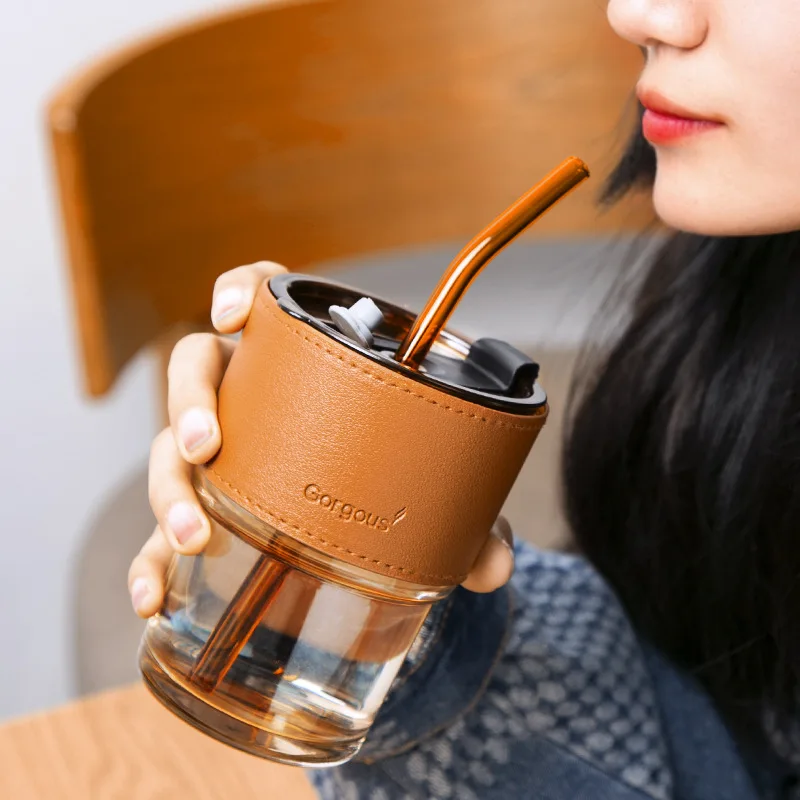 Nordic Style Borosilicate Glass Cup Cold Brew Coffee Straw Cup with Lid Clear Glass Portable Retro Stylish Cute Water Bottle
Nordic Style Borosilicate Glass Cup Cold Brew Coffee Straw Cup with Lid Clear Glass Portable Retro Stylish Cute Water Bottle