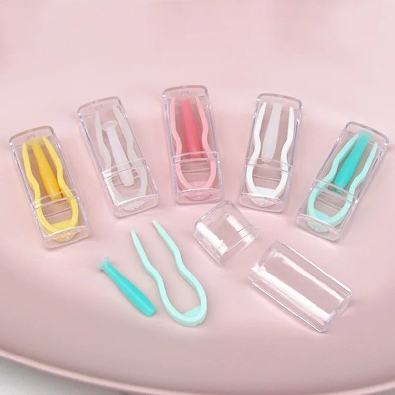 

1 Pcs Simple Rectangle Pocket Mini Plastic Contact Lens Case Travel Easy Carry Container Holder Tweezers and Suction Sticks Set