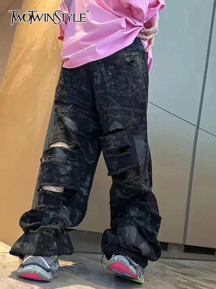 TWOTWINSTYLE Casual Vinatge Jeans For Women High Waist Full Length Hollow Out Loose Streetwear Chic Wide Leg Pant Female Fashion
TWOTWINSTYLE Casual Vinatge Jeans For Women High Waist Full Length Hollow Out Loose Streetwear Chic Wide Leg Pant Female Fashion