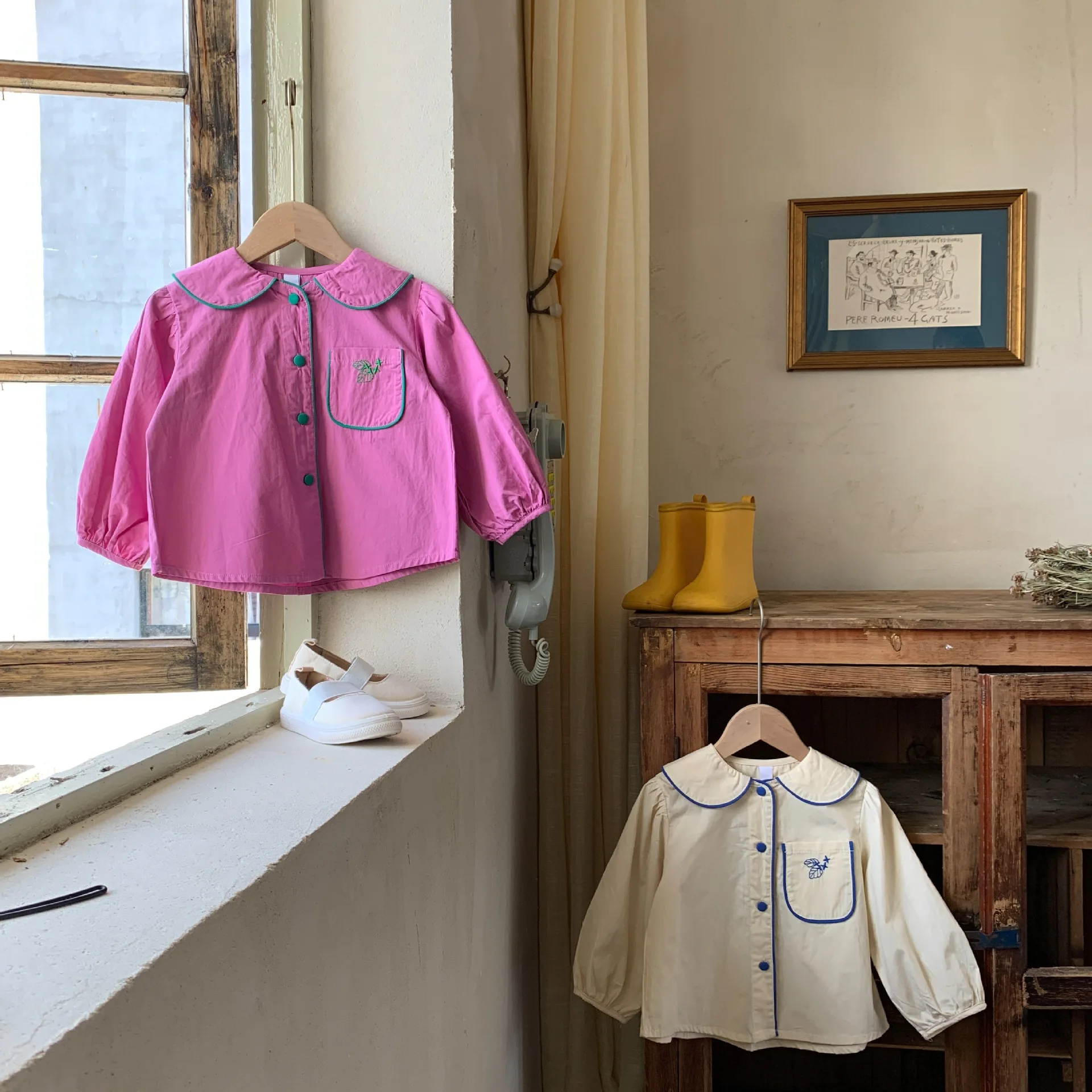 2022 Autumn New Korean Children's Clothing Korean Style Girls' Card Rope Lapel Embroidery Pocket Shirt Top
2022 Autumn New Korean Children's Clothing Korean Style Girls' Card Rope Lapel Embroidery Pocket Shirt Top