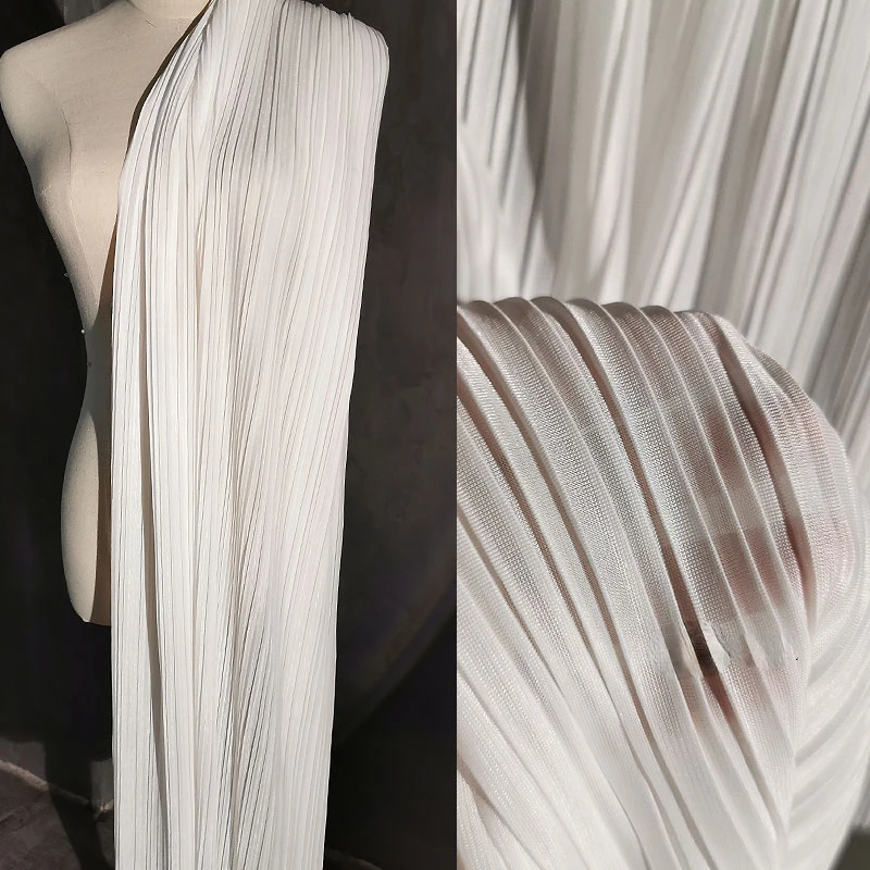 Three-dimensional Herringbone Pleated Texture Fabric Designer Creative High-end Fashion Dress Organ Pleated Fabric Sewing
Three-dimensional Herringbone Pleated Texture Fabric Designer Creative High-end Fashion Dress Organ Pleated Fabric Sewing