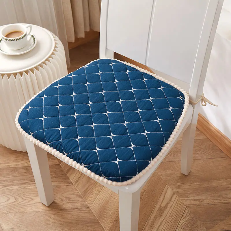 Modern Simple Style Household Dining Chair Cushion Four Season Universal Thicken Non-slip Horseshoe Chair Mat Decor Seat Cushion
Modern Simple Style Household Dining Chair Cushion Four Season Universal Thicken Non-slip Horseshoe Chair Mat Decor Seat Cushion