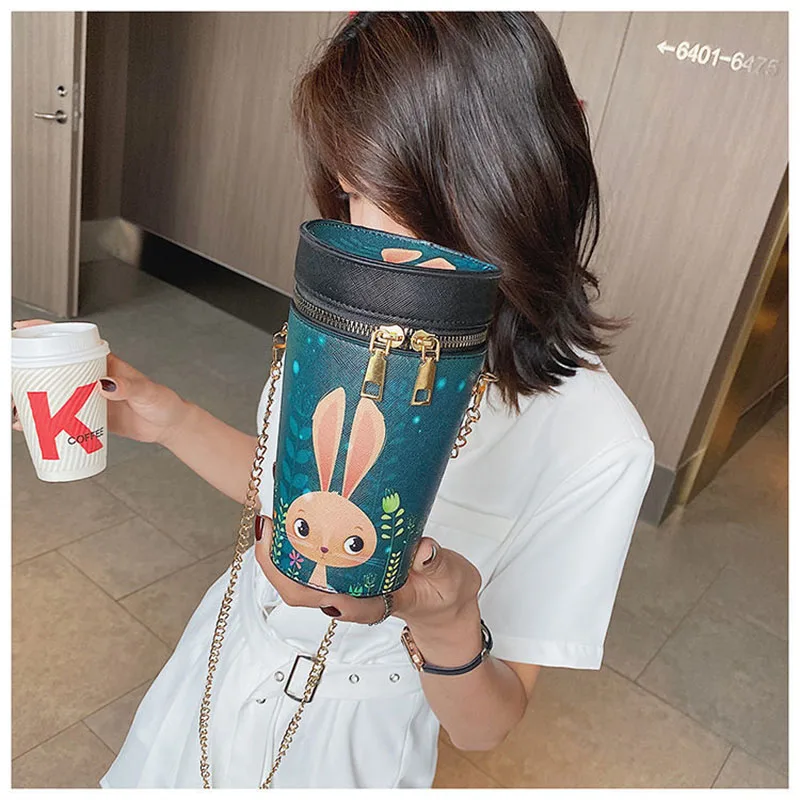 Graffiti Bucket Bags for Women 2022 Cute Cartoon Cute Bag Luxury Handbag Printing Fashion Women's Party Shoulder Bag
Graffiti Bucket Bags for Women 2022 Cute Cartoon Cute Bag Luxury Handbag Printing Fashion Women's Party Shoulder Bag