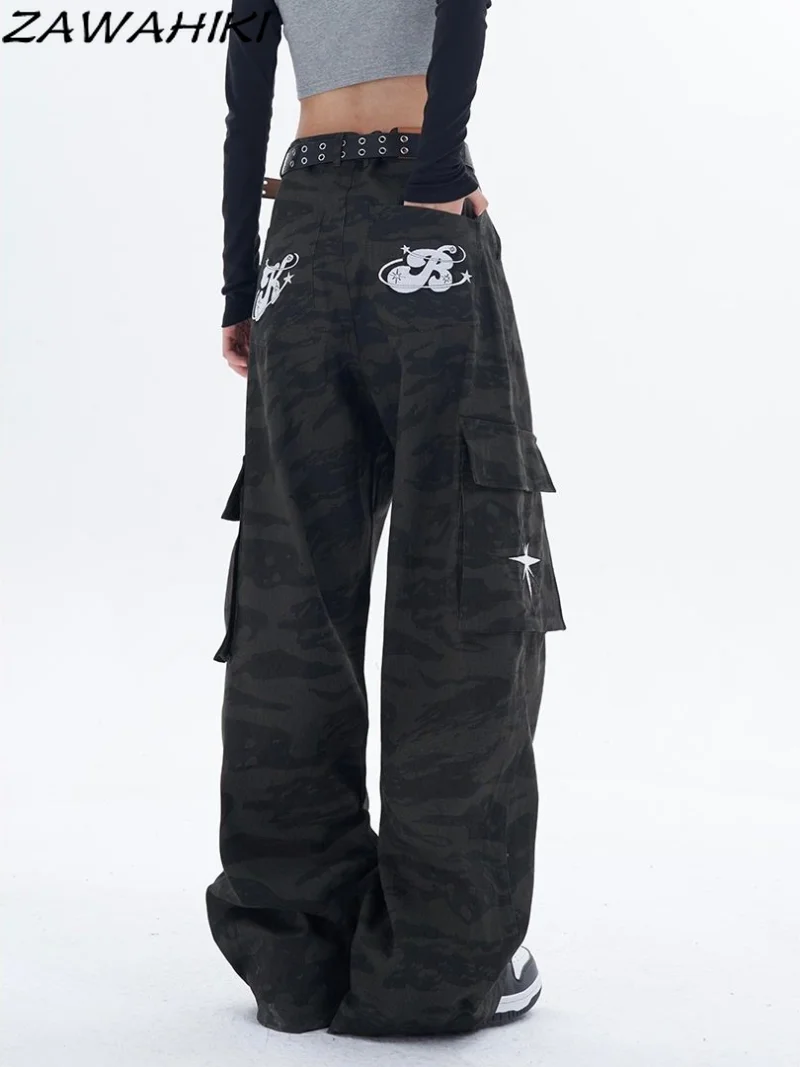 Hip Hop Streetwear Camouflage Pants Woman High Waist Cargo Pants Wide Leg Vintage Straight Baggy Pants Y2k Casual Trousers
Hip Hop Streetwear Camouflage Pants Woman High Waist Cargo Pants Wide Leg Vintage Straight Baggy Pants Y2k Casual Trousers
