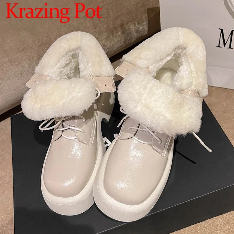 Krazing Pot Wool Cow Leather Round Toe Thick High Heel Cold Resistance Fur Snow Boots Cross-tied Dating Office Lady Ankle Boots
Krazing Pot Wool Cow Leather Round Toe Thick High Heel Cold Resistance Fur Snow Boots Cross-tied Dating Office Lady Ankle Boots