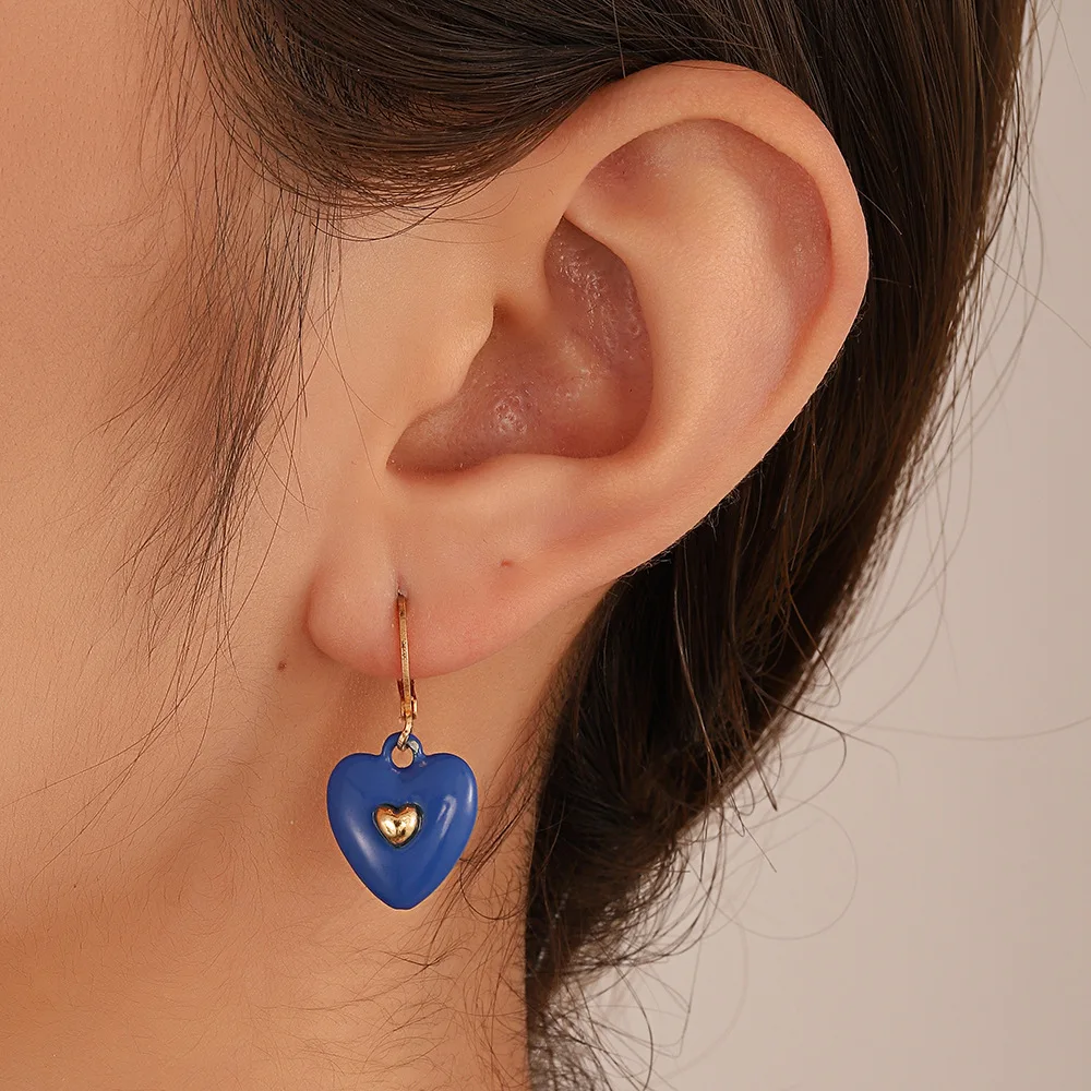 Embedding Zircon Enamel Drop Oil Love Earstuds Earrings For Women Body Jewelry Accessories Gift 
Embedding Zircon Enamel Drop Oil Love Earstuds Earrings For Women Body Jewelry Accessories Gift