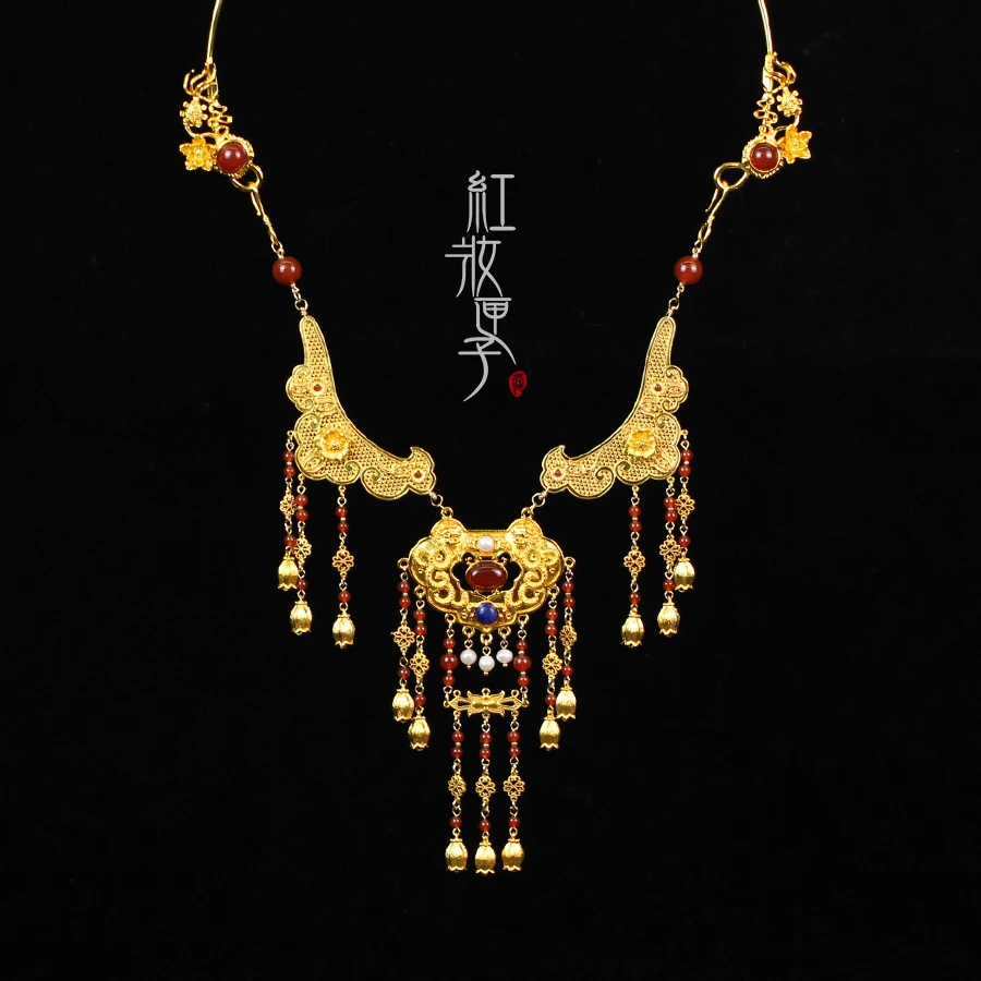 Red Agate Tassel Necklace Ancient Bell Collar Traditional Chinese Peace Symbol Vintage Hanfu Cheongsam Wedding Accessories
Red Agate Tassel Necklace Ancient Bell Collar Traditional Chinese Peace Symbol Vintage Hanfu Cheongsam Wedding Accessories