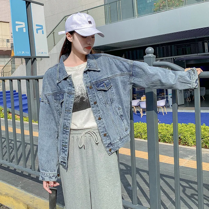 Vintage Denim Jacket Women Single Breasted Lapel Loose Cowboy Jacket 2021 Spring Autumn New Fashion Indie Aesthetic Outwear Bf
Vintage Denim Jacket Women Single Breasted Lapel Loose Cowboy Jacket 2021 Spring Autumn New Fashion Indie Aesthetic Outwear Bf