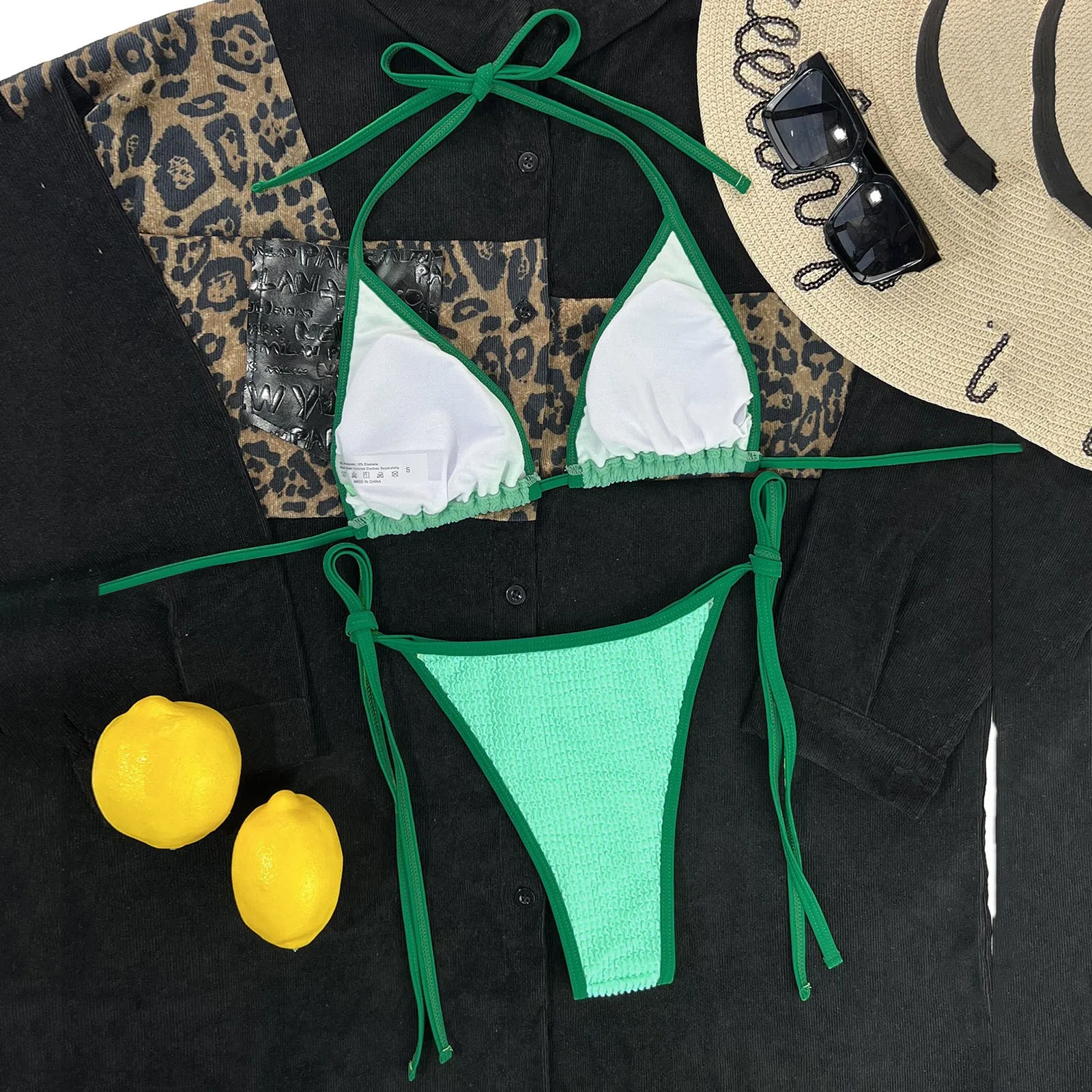 Womens Textured Scoop Neck Padded High Cut Thong Bikini Swimsuit Girls Swimsuits Size 16-18
Womens Textured Scoop Neck Padded High Cut Thong Bikini Swimsuit Girls Swimsuits Size 16-18