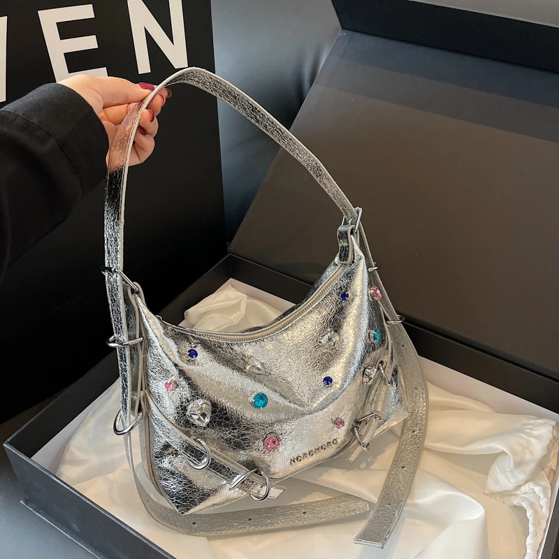 Trendy Brand Designer Silver Shoulder Crossbody Bags Gem-setting Women Handbags and Purses 2023 New Ladies Messenger Bags
Trendy Brand Designer Silver Shoulder Crossbody Bags Gem-setting Women Handbags and Purses 2023 New Ladies Messenger Bags