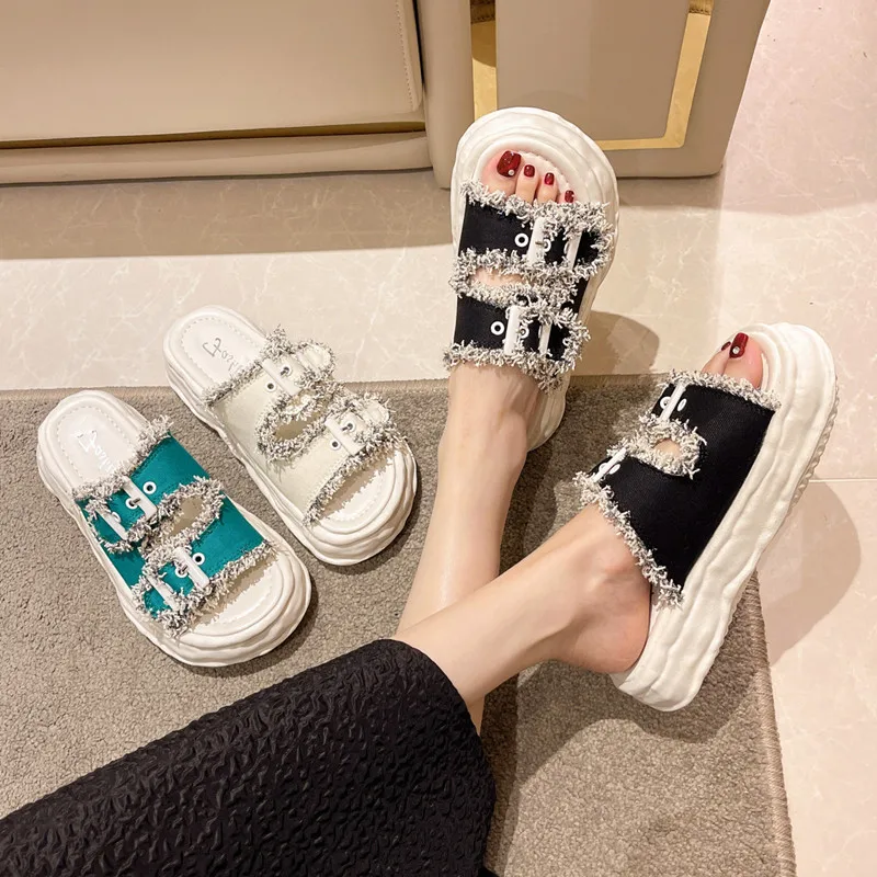 Shoes Slippers Flat Low Slides Platform Fashion Summer Clogs Woman Pantofle Luxury Beach Soft 2022 Fabric Bonded Leather Rubber
Shoes Slippers Flat Low Slides Platform Fashion Summer Clogs Woman Pantofle Luxury Beach Soft 2022 Fabric Bonded Leather Rubber